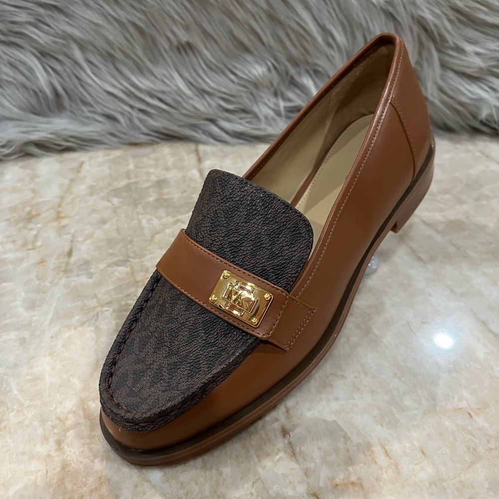MICHAEL Michael Kors Brown and Dark Brown Loafers brand new